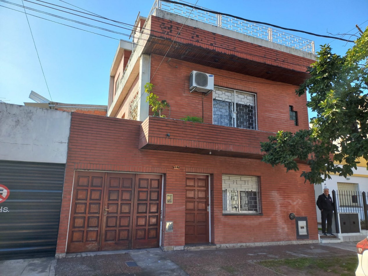 EXCELENTE PH TIPO CASA INDEPENDIENTE CON COCHERA Y TERRAZA!!!!