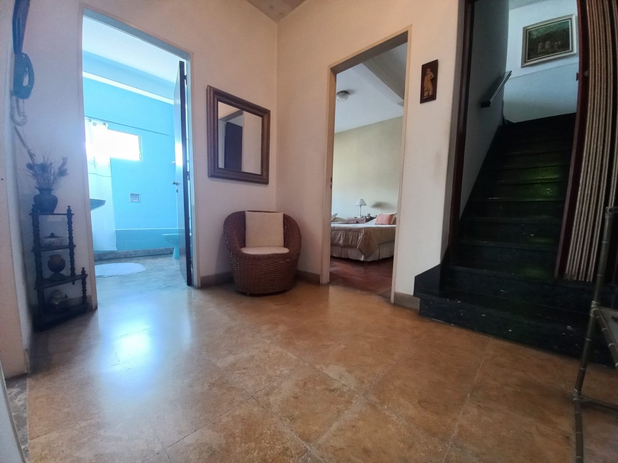 EXCELENTE PH TIPO CASA INDEPENDIENTE CON COCHERA Y TERRAZA!!!!