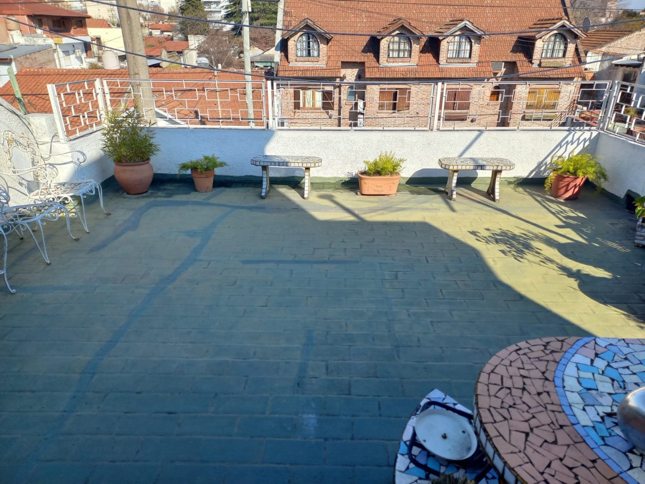 EXCELENTE PH TIPO CASA INDEPENDIENTE CON COCHERA Y TERRAZA!!!!