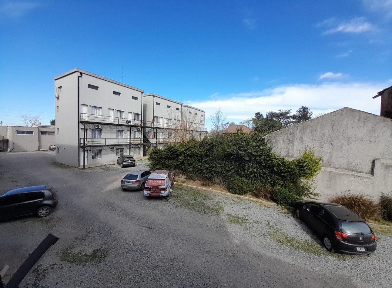 Oficina/Departamento tipo loft 2 ambientes al frente. APTO PROFESIONAL.