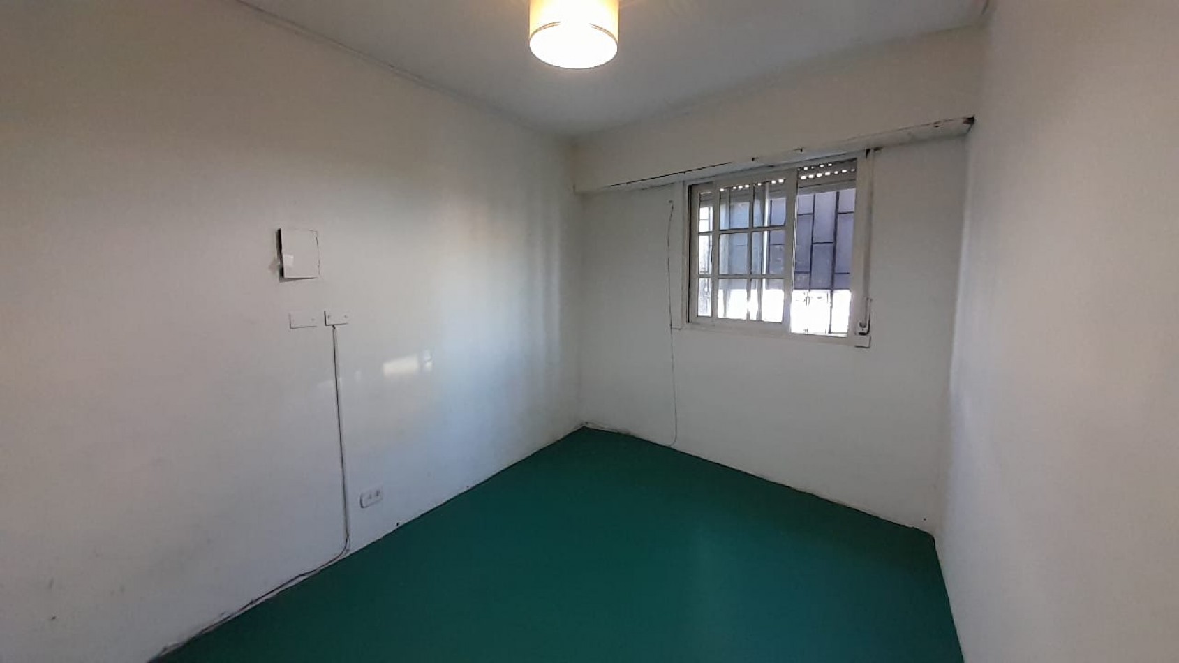 PH PB AL FRENTE 2 AMB CON PATIO. EXCELENTE UBICACION.