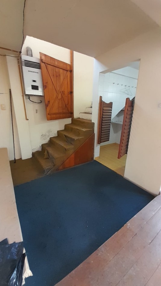 Oficina / Galpon / Deposito al fondo en alquiler