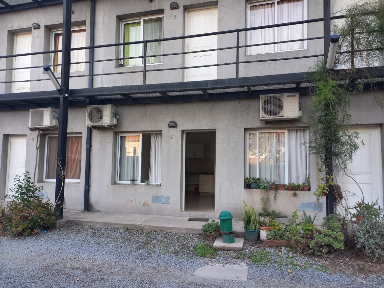 Consultorio/Oficina/Departamento en Alquiler. IMPECABLE ESTADO.