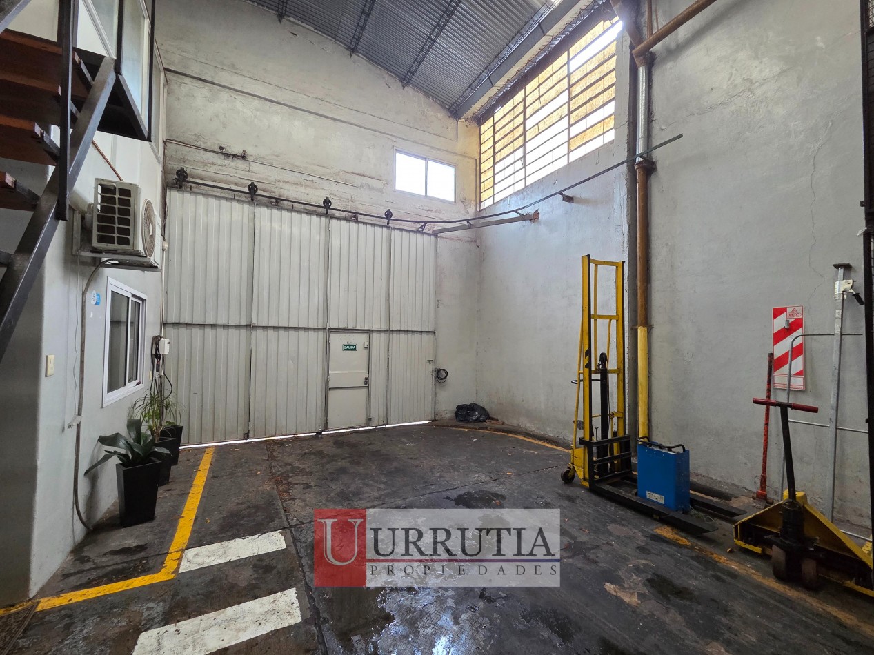 ALQUILER DE GALPON/DEPOSITO 8,66 X 34,64 EN MUNRO