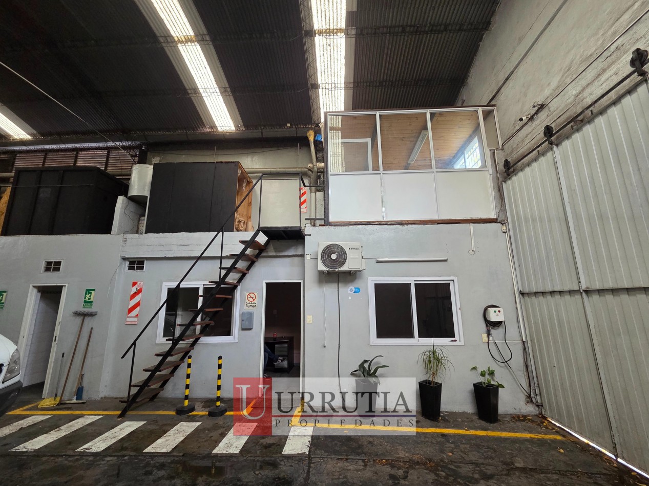 ALQUILER DE GALPON/DEPOSITO 8,66 X 34,64 EN MUNRO
