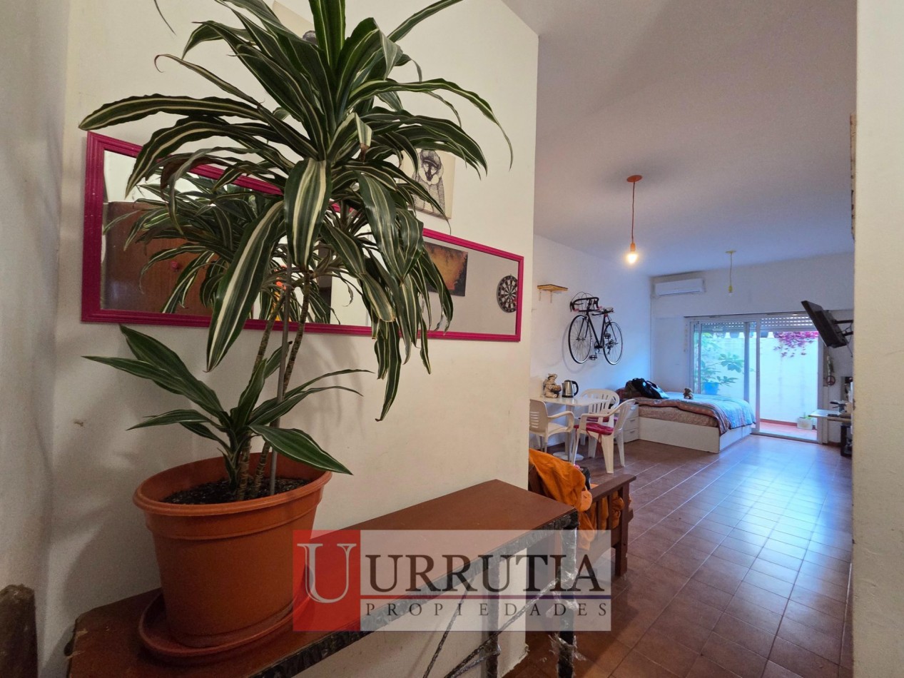ALQUILER DPTO. CON PATIO EN FLORIDA M