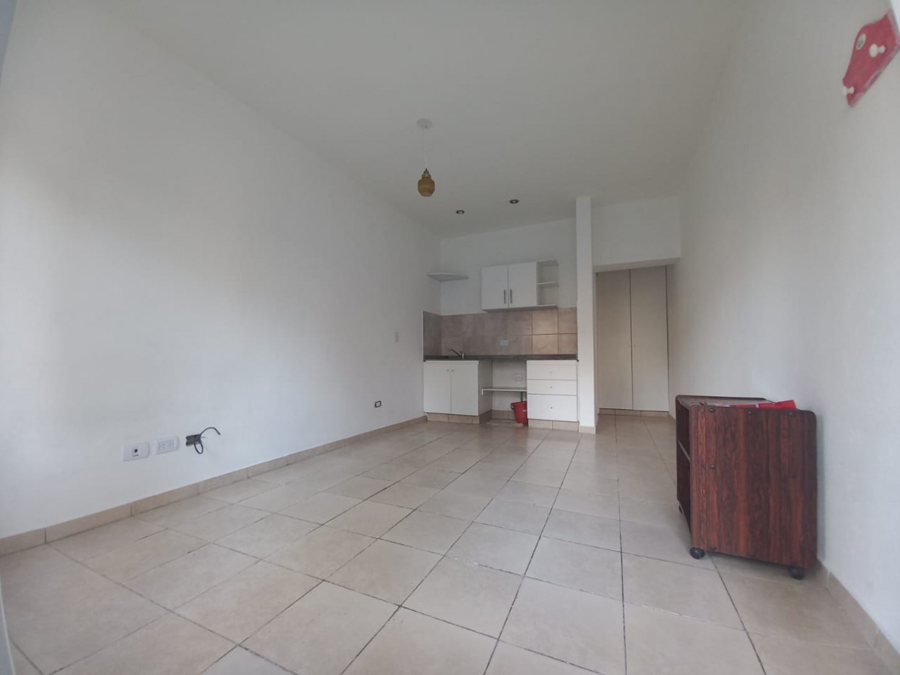 Departamento en Alquiler. IMPECABLE ESTADO.