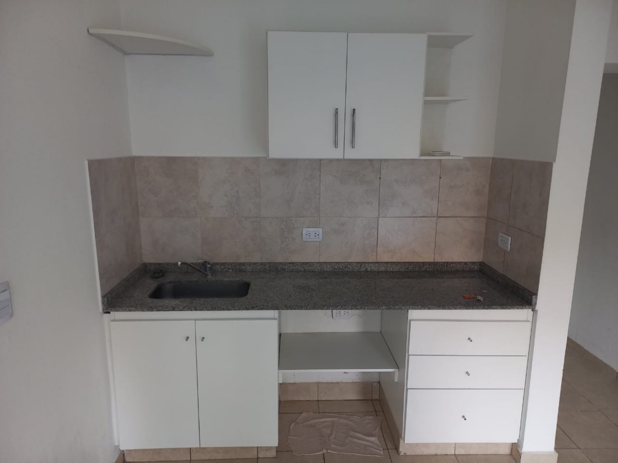 Departamento en Alquiler. IMPECABLE ESTADO.