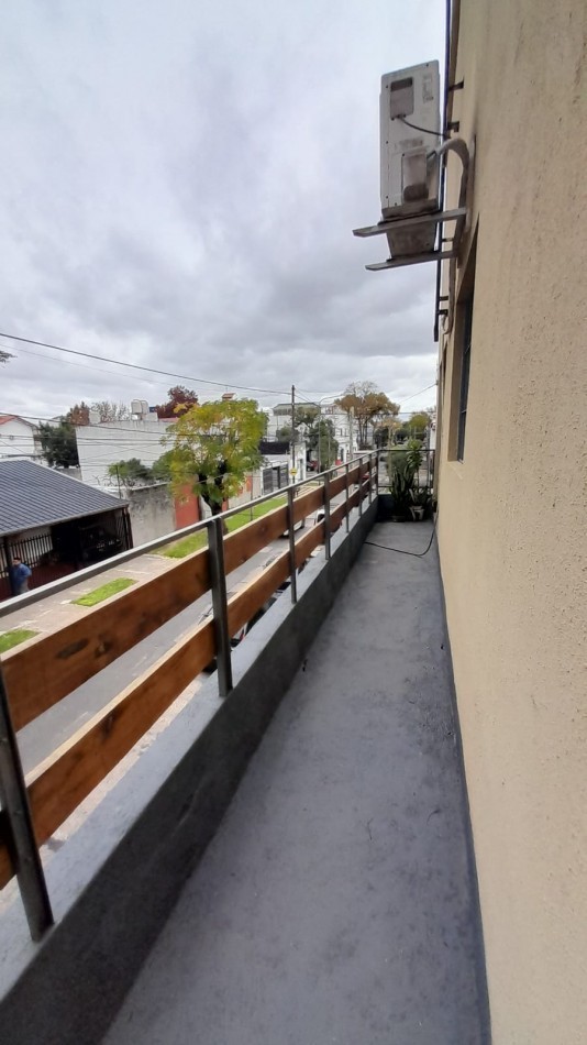 OFICINA/PH PA TIPO LOFT 2/3 AMB CON BALCON